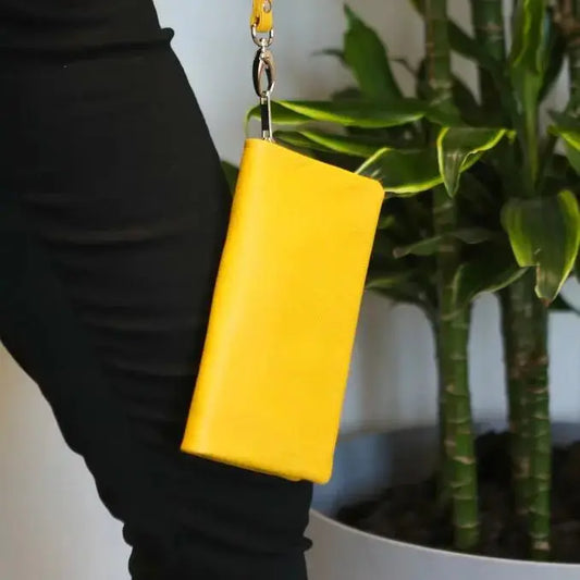 How to Keep Your Leather Accessories Looking New