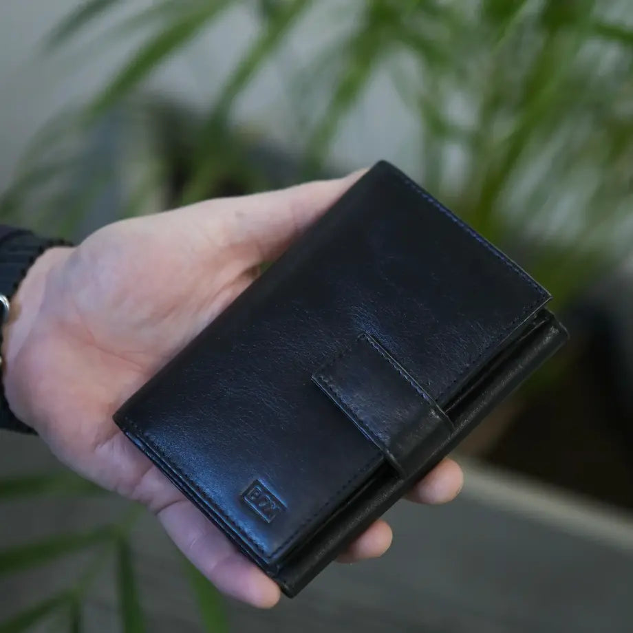 Large Tab Close Wallet Black Leather My Store
