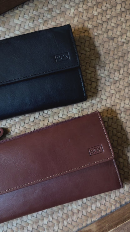 Half Fold Close Purse in Tan or Black Leather